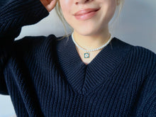 Load image into Gallery viewer, Fleur Pearl Necklace